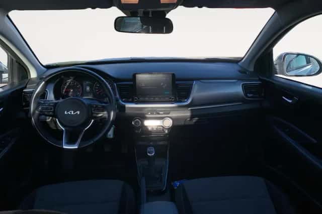 Kia Stonic (2023) thumbnail 12