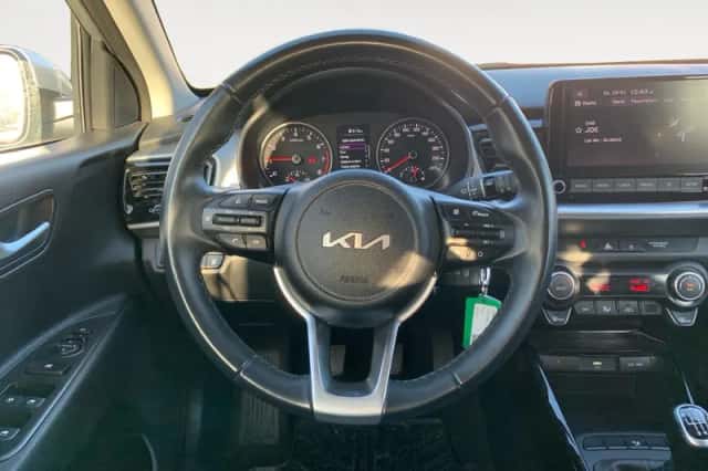 Kia Stonic (2023) thumbnail 13