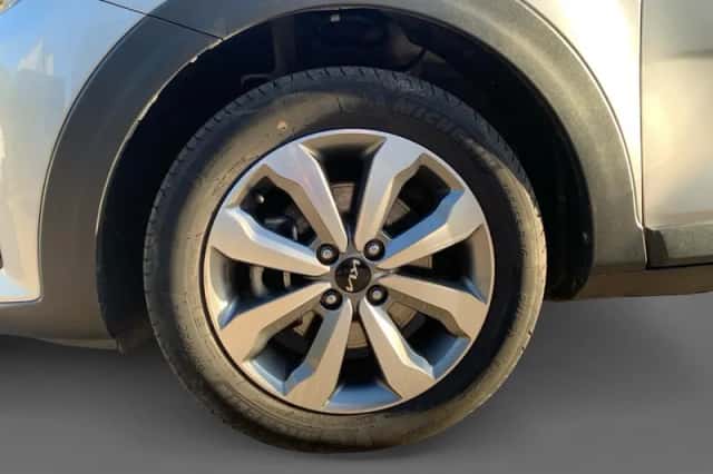 Kia Stonic (2023) thumbnail 20