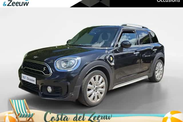 MINI Countryman (2018) thumbnail 1