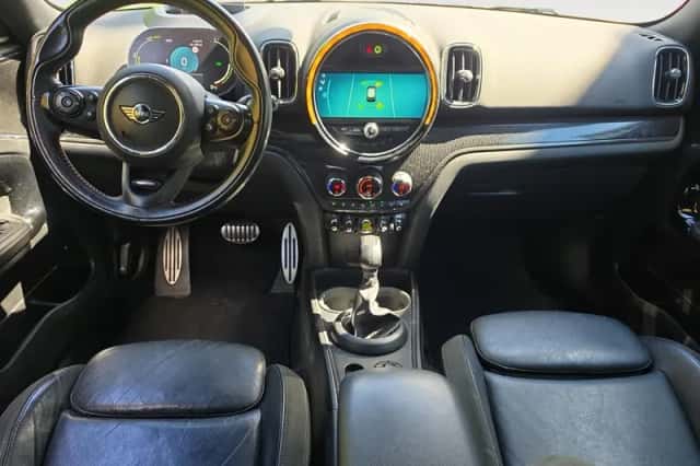 MINI Countryman (2018) thumbnail 11