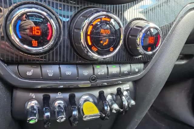 MINI Countryman (2018) thumbnail 19