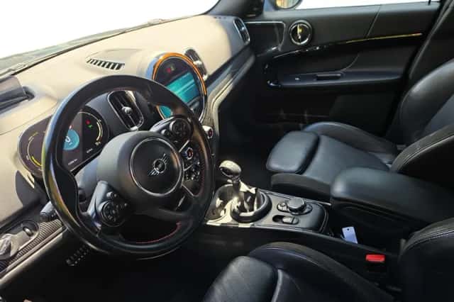 MINI Countryman (2018) thumbnail 10