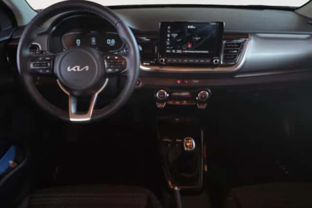 Kia Stonic (2025) thumbnail 11