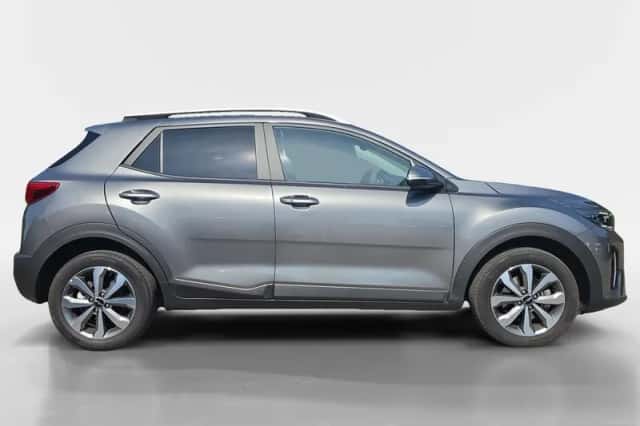 Kia Stonic (2025) thumbnail 5