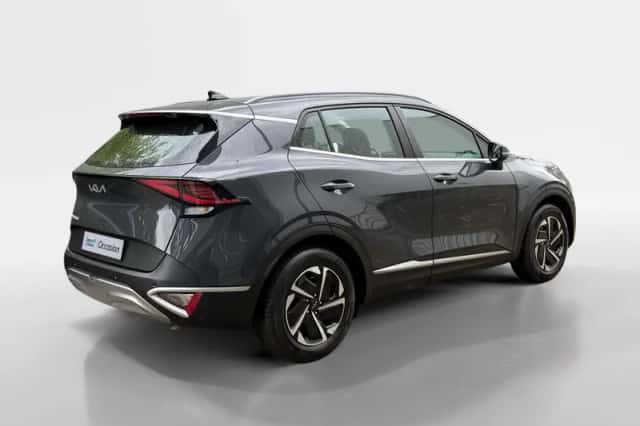 Kia Sportage (2022) thumbnail 4
