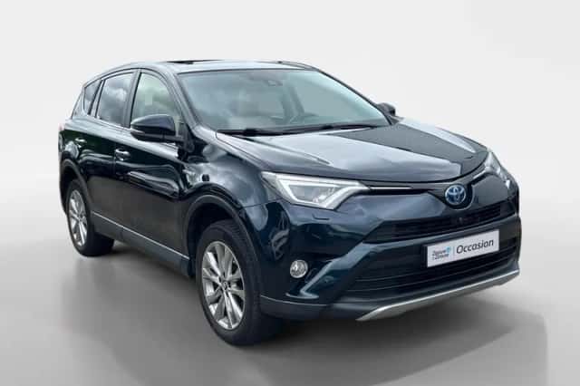 Toyota RAV4 (2017) thumbnail 6