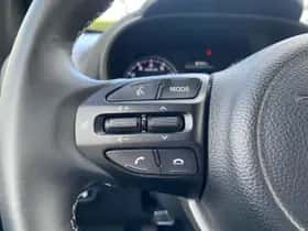Kia Picanto (2023) thumbnail 12