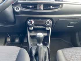 Kia Picanto (2023) thumbnail 23