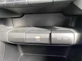 Kia Picanto (2023) thumbnail 24