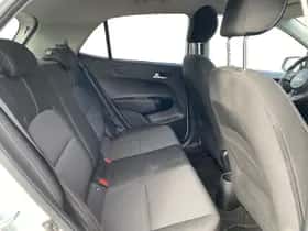 Kia Picanto (2023) thumbnail 26