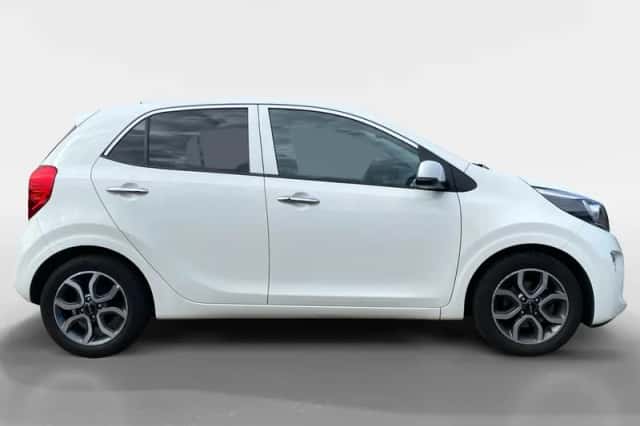Kia Picanto (2023) thumbnail 4