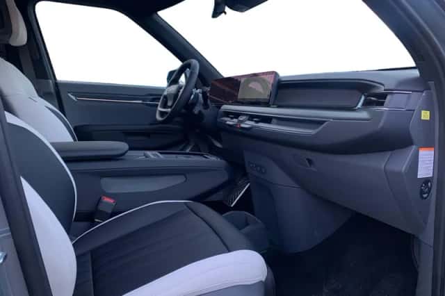 Kia EV9 (2026) thumbnail 14