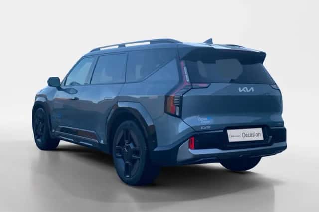 Kia EV9 (2026) thumbnail 3