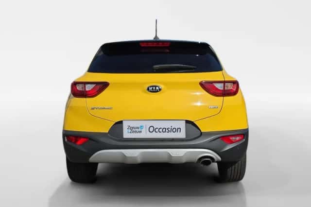 Kia Stonic (2018) thumbnail 3