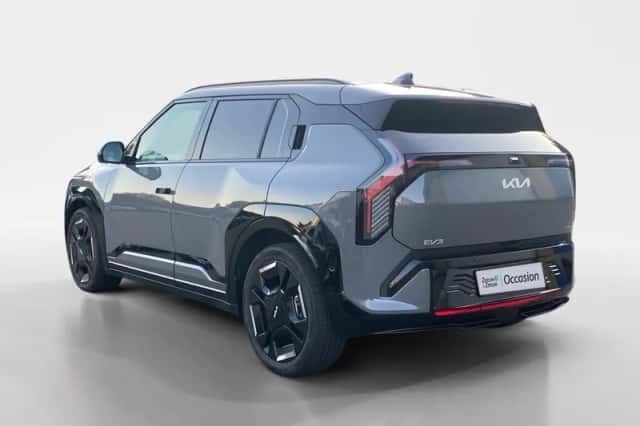 Kia EV3 (2025) thumbnail 2