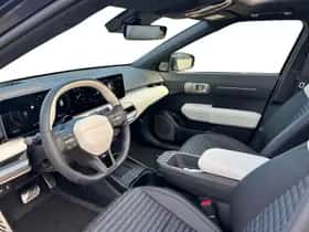 Kia EV4 (2025) thumbnail 11
