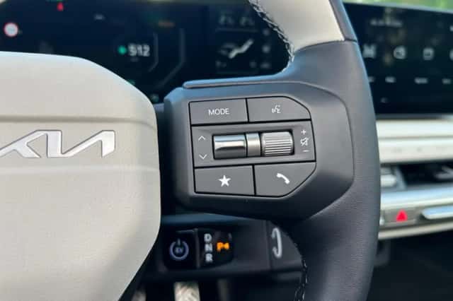 Kia EV4 (2025) thumbnail 16