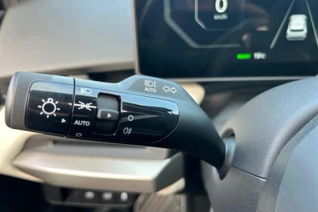 Kia EV4 (2025) thumbnail 24