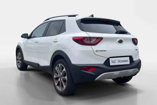 Kia Stonic (2020) thumbnail 3
