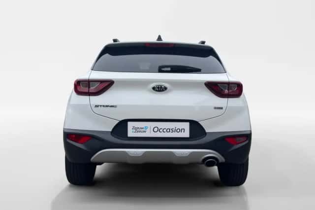 Kia Stonic (2020) thumbnail 4