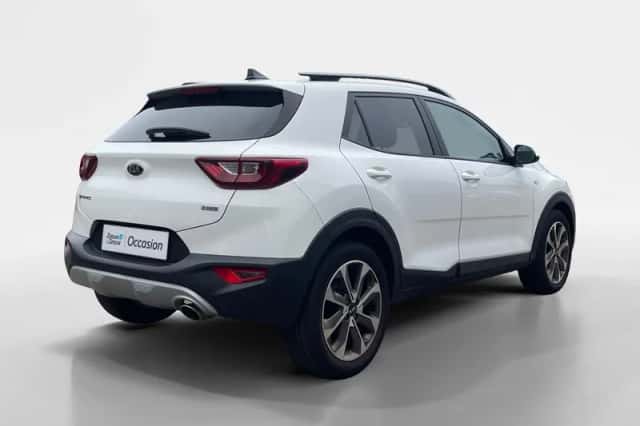 Kia Stonic (2020) thumbnail 5