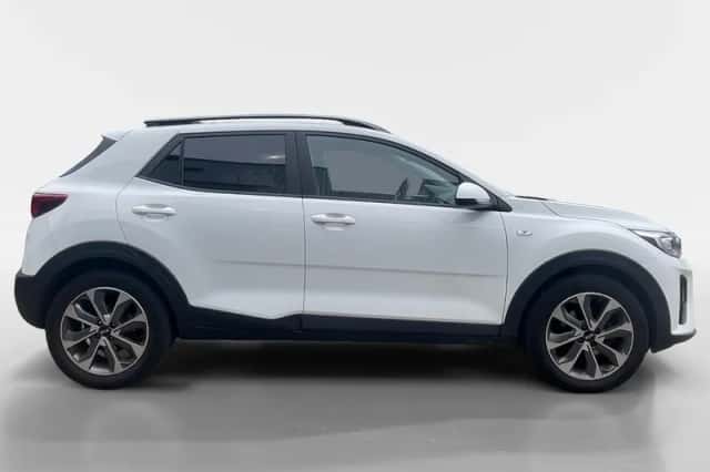 Kia Stonic (2020) thumbnail 6