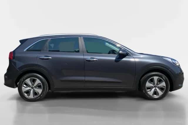 Kia Niro (2018) thumbnail 3