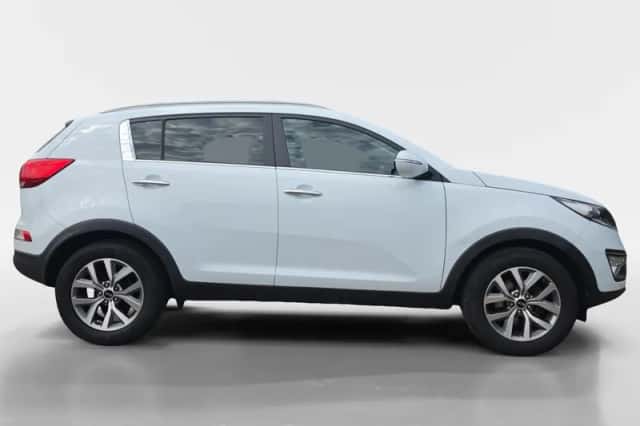 Kia Sportage (2015) thumbnail 4