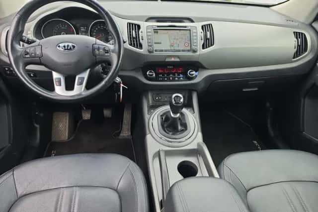 Kia Sportage (2015) thumbnail 10