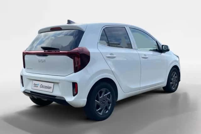 Kia Picanto (2025) thumbnail 4