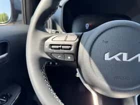 Kia Picanto (2025) thumbnail 14
