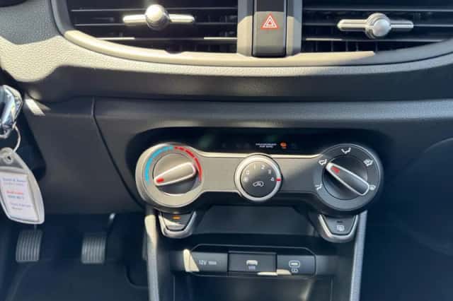 Kia Picanto (2025) thumbnail 17