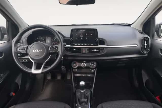 Kia Picanto (2023) thumbnail 12