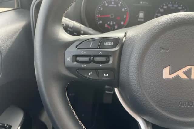 Kia Picanto (2023) thumbnail 15