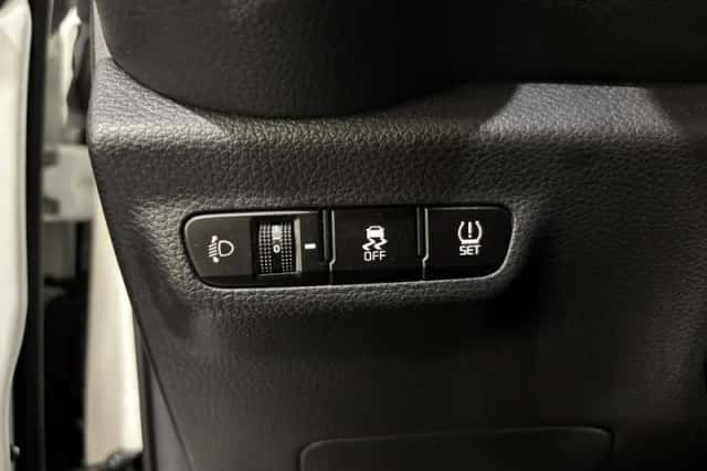 Kia Picanto (2023) thumbnail 14