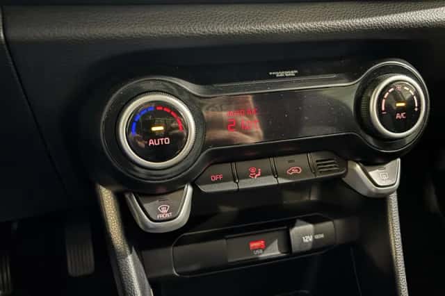 Kia Picanto (2023) thumbnail 22