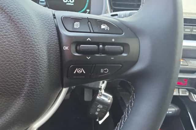 Kia Stonic (2025) thumbnail 12