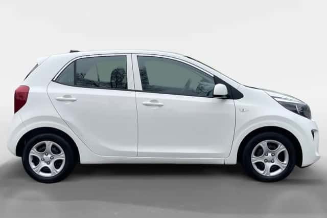 Kia Picanto (2023) thumbnail 6