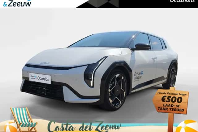 Kia EV4 (2026) thumbnail 1