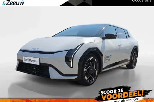 Kia EV4 (2026) thumbnail 1