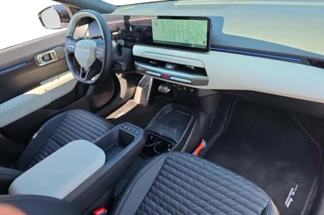 Kia EV4 (2026) thumbnail 12
