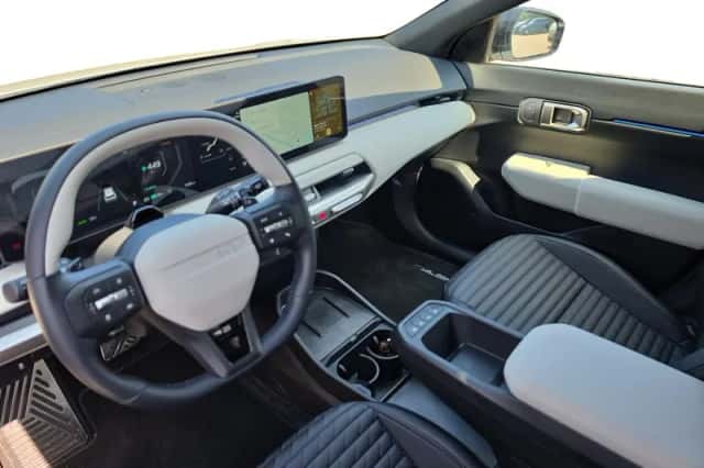 Kia EV4 (2026) thumbnail 10