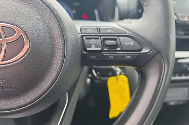Toyota Yaris Cross (2025) thumbnail 11