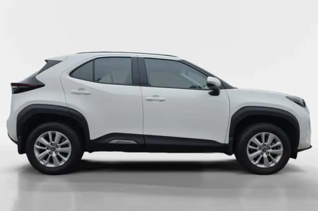 Toyota Yaris Cross (2025) thumbnail 4
