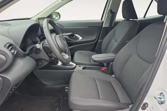 Toyota Yaris Cross (2025) thumbnail 8
