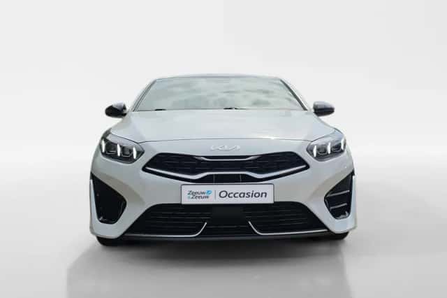 Kia Proceed (2022) thumbnail 7