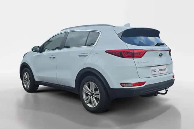 Kia Sportage (2017) thumbnail 2
