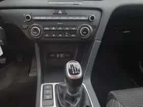 Kia Sportage (2017) thumbnail 17