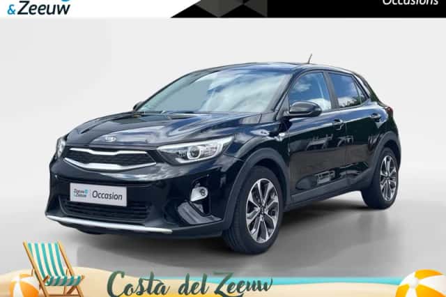 Kia Stonic (2018) thumbnail 1